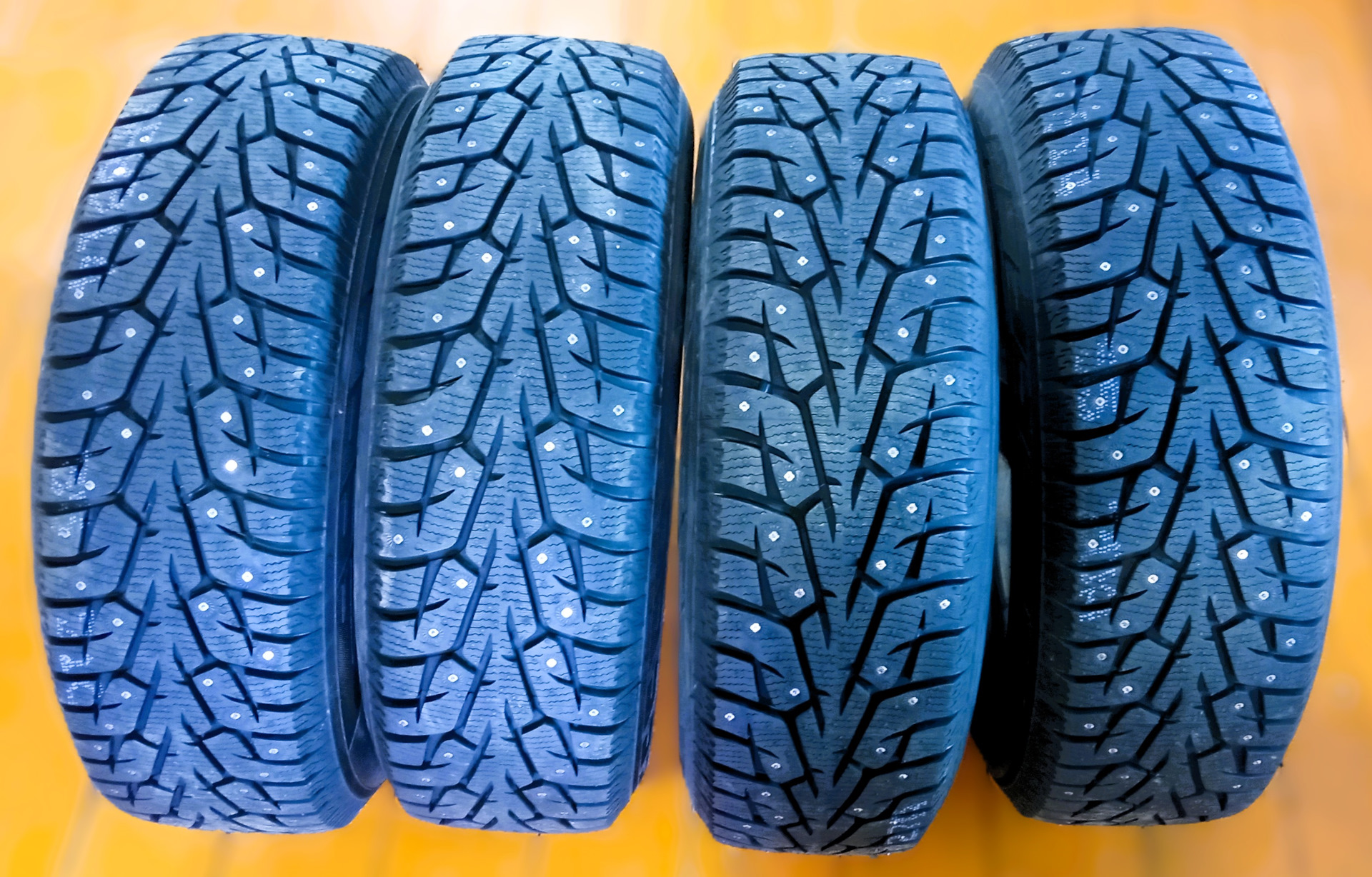 Зимняя резина на легковые автомобили с доставкой из Китая в Россию