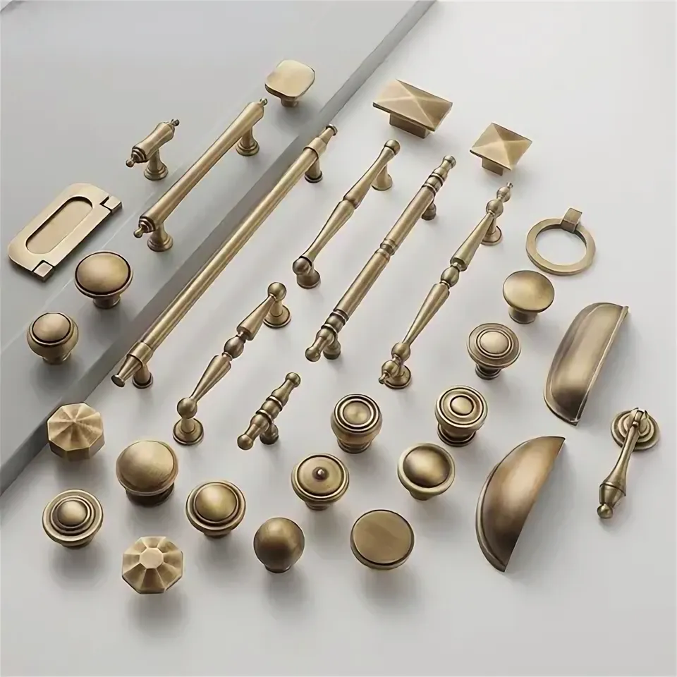 Мебельная фурнитура оптом с доставкой из Китая Россию