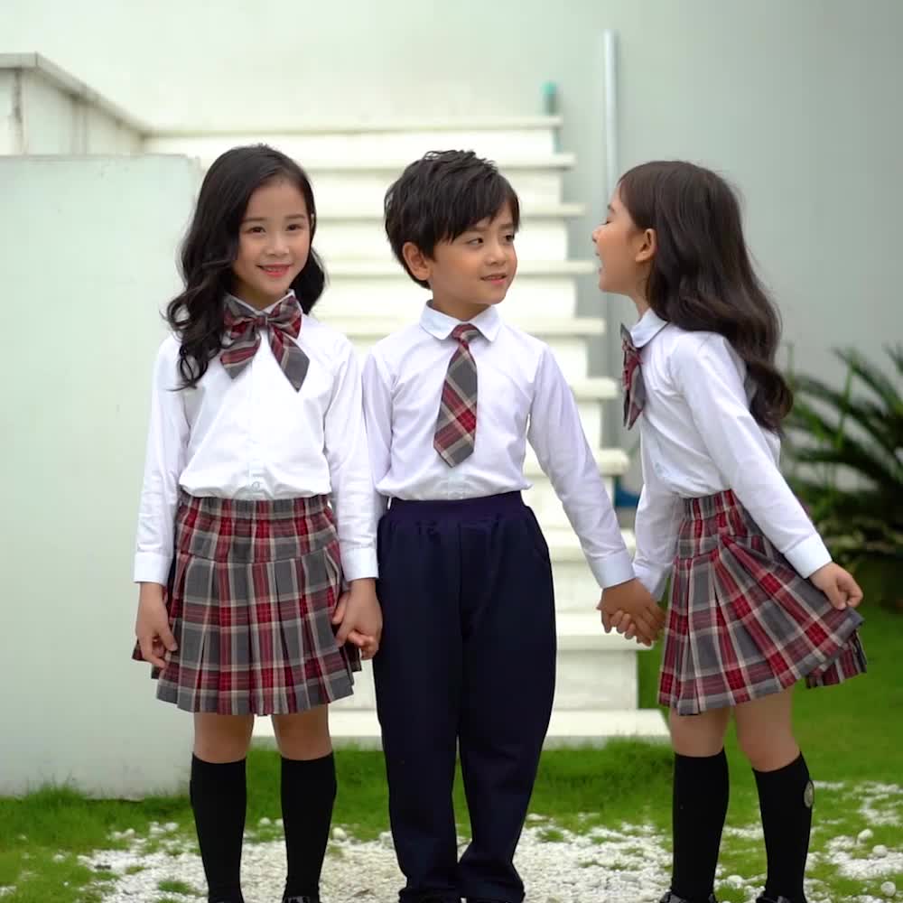 Доставка из Китая в Россию детской школьной  одежды Карго Гуанчжоу Китай