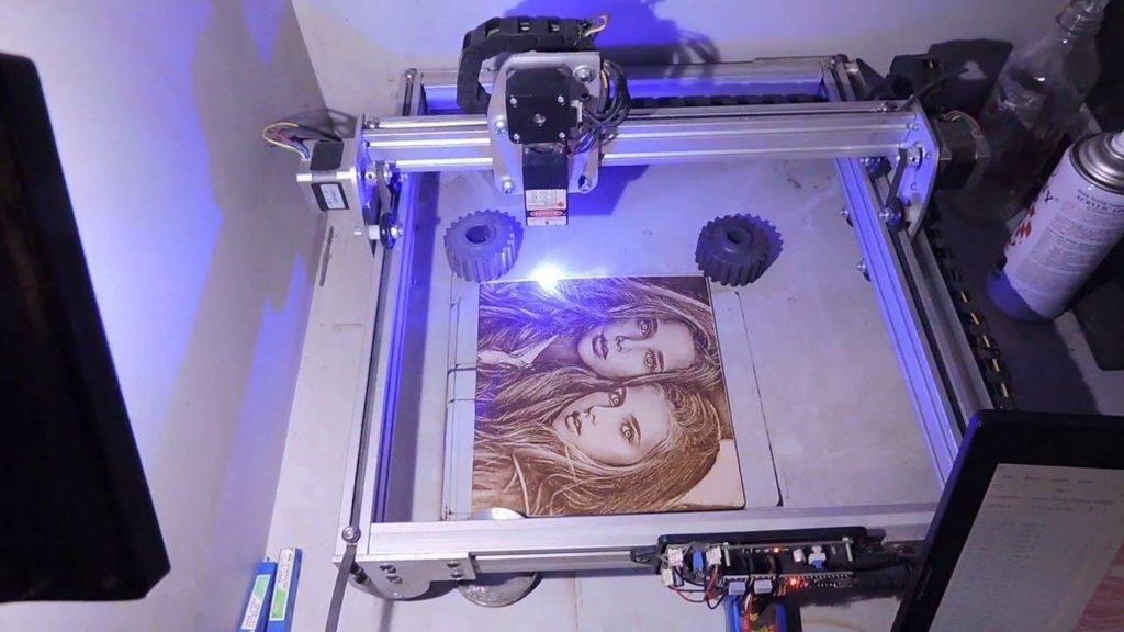 Доставка лазерных гравировальных станков из Китая в Россию через ПЭК Китай Гуанчжоу