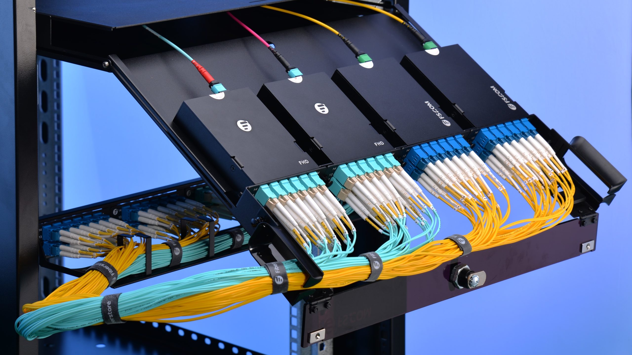 Доставка из Китая в Россию оборудования для оптоволокна через ПЭК  Гуанчжоу Китай