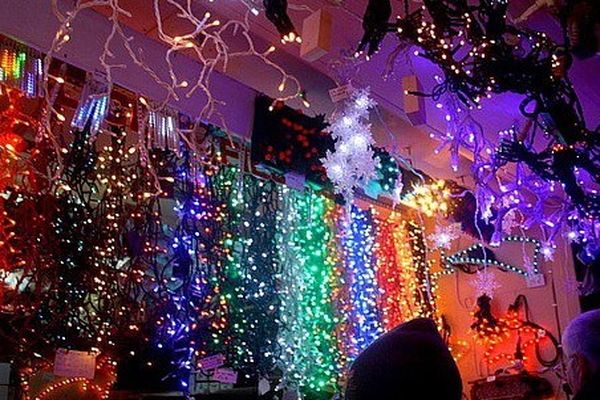 Доставка новогодних гирлянд оптом из Китая в Россию через ПЭК Гуанчжоу